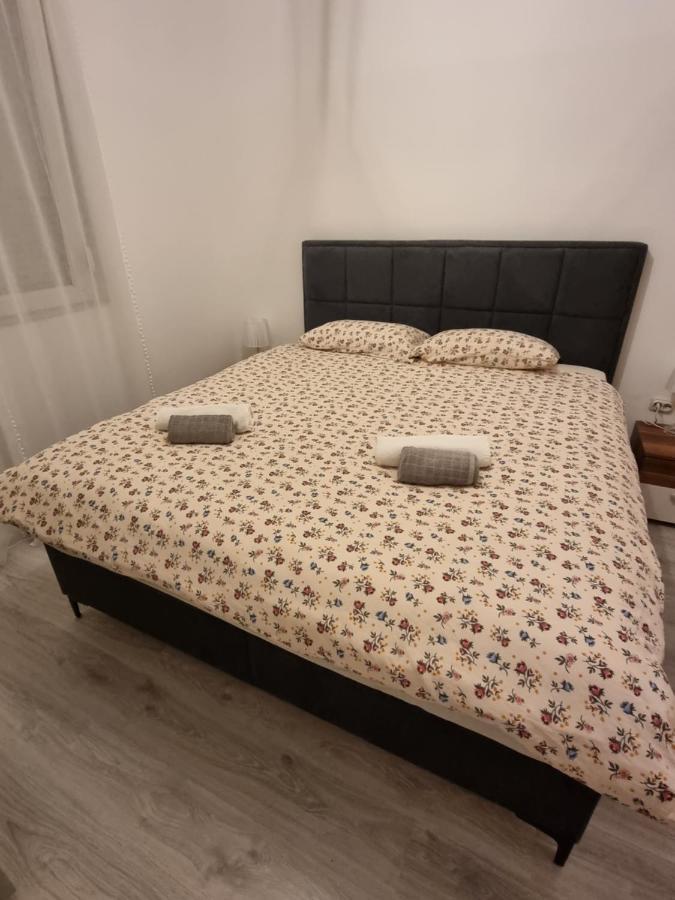 Апартаменты Apartman Dana Сплит Экстерьер фото