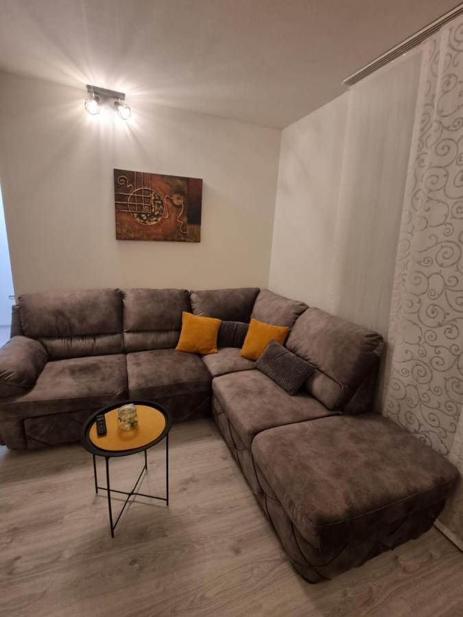 Апартаменты Apartman Dana Сплит Экстерьер фото