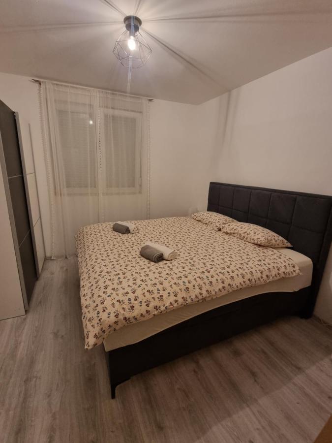 Апартаменты Apartman Dana Сплит Экстерьер фото